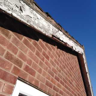 Close of of Fascia before job